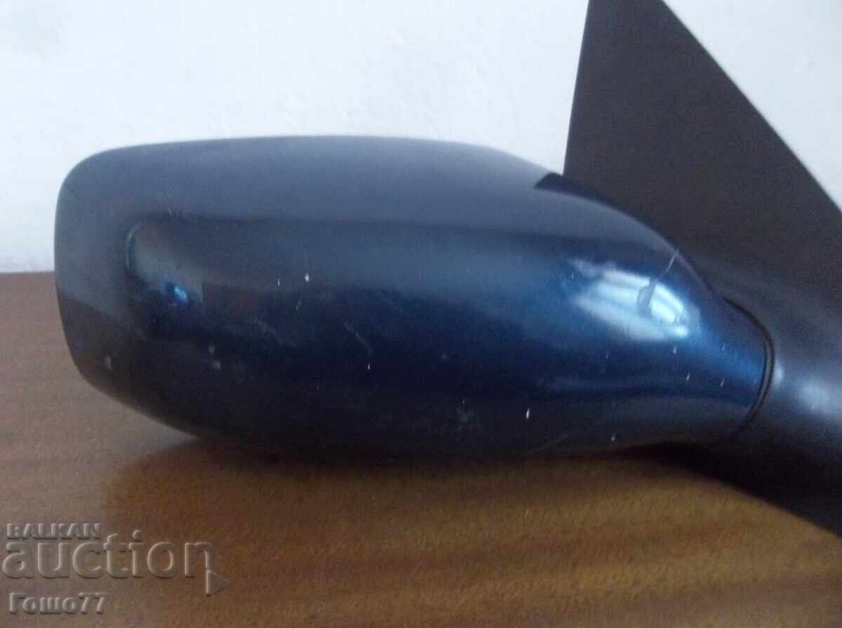 Ενας καθρέφτης - 5