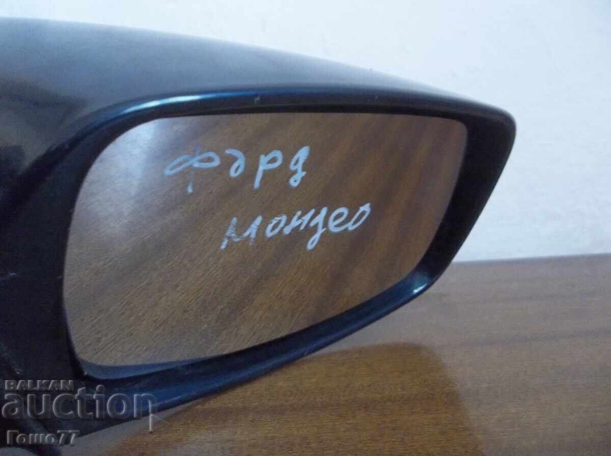 O oglinda cu preț 10.00 BGN | € 5.11