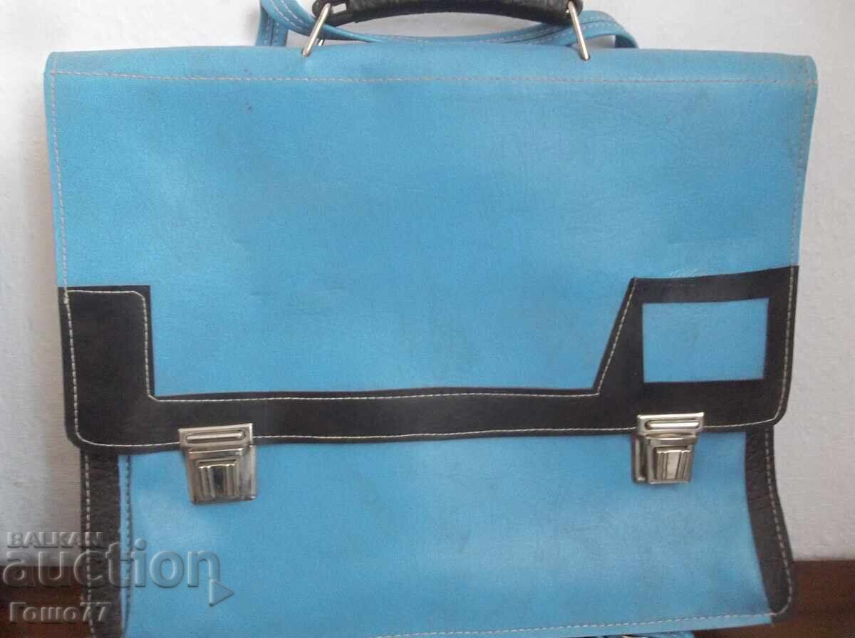 Παράδοση Τσάντες Παράδοση Τσάντες