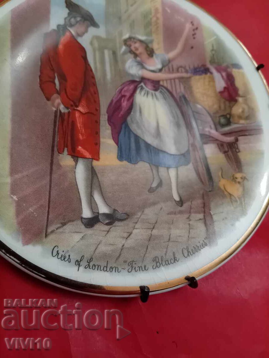 Antique porcelain plate, London, 12cm with price 35.00 BGN | € 17.90