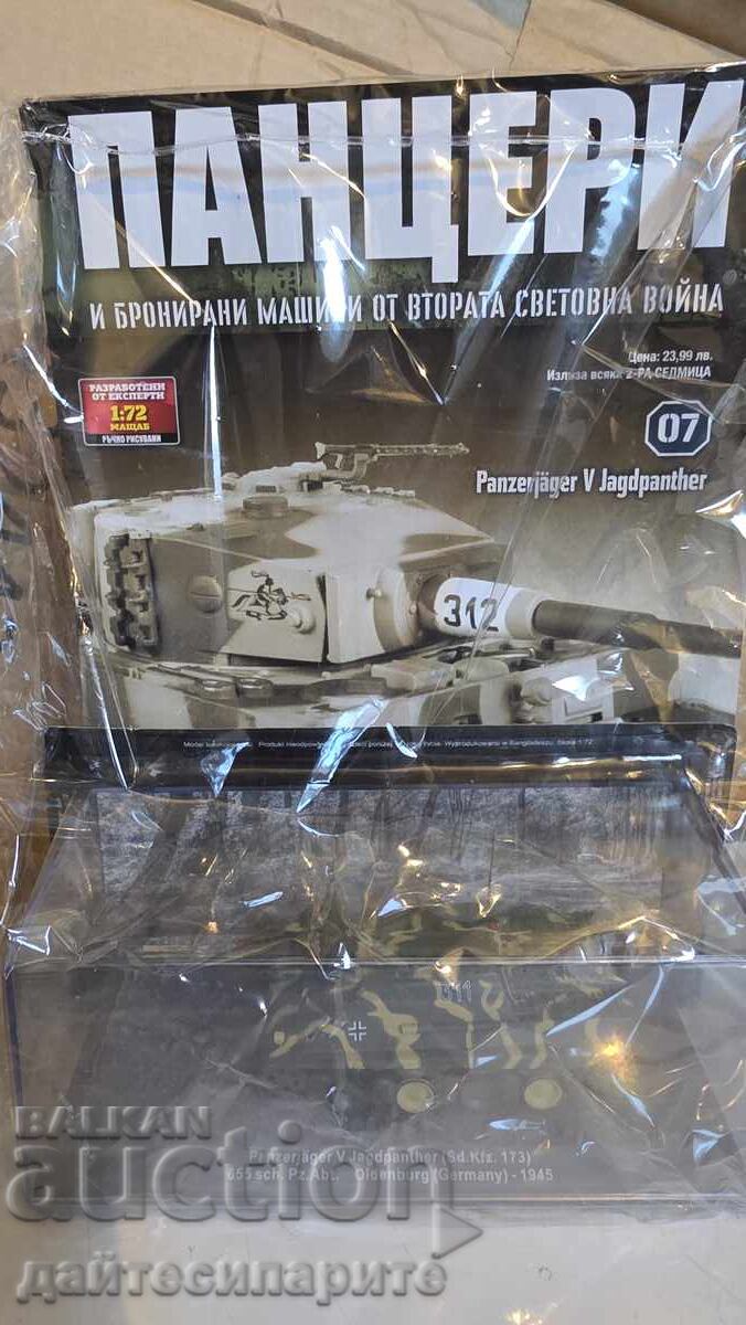 Set revistă și machetă tanc 5