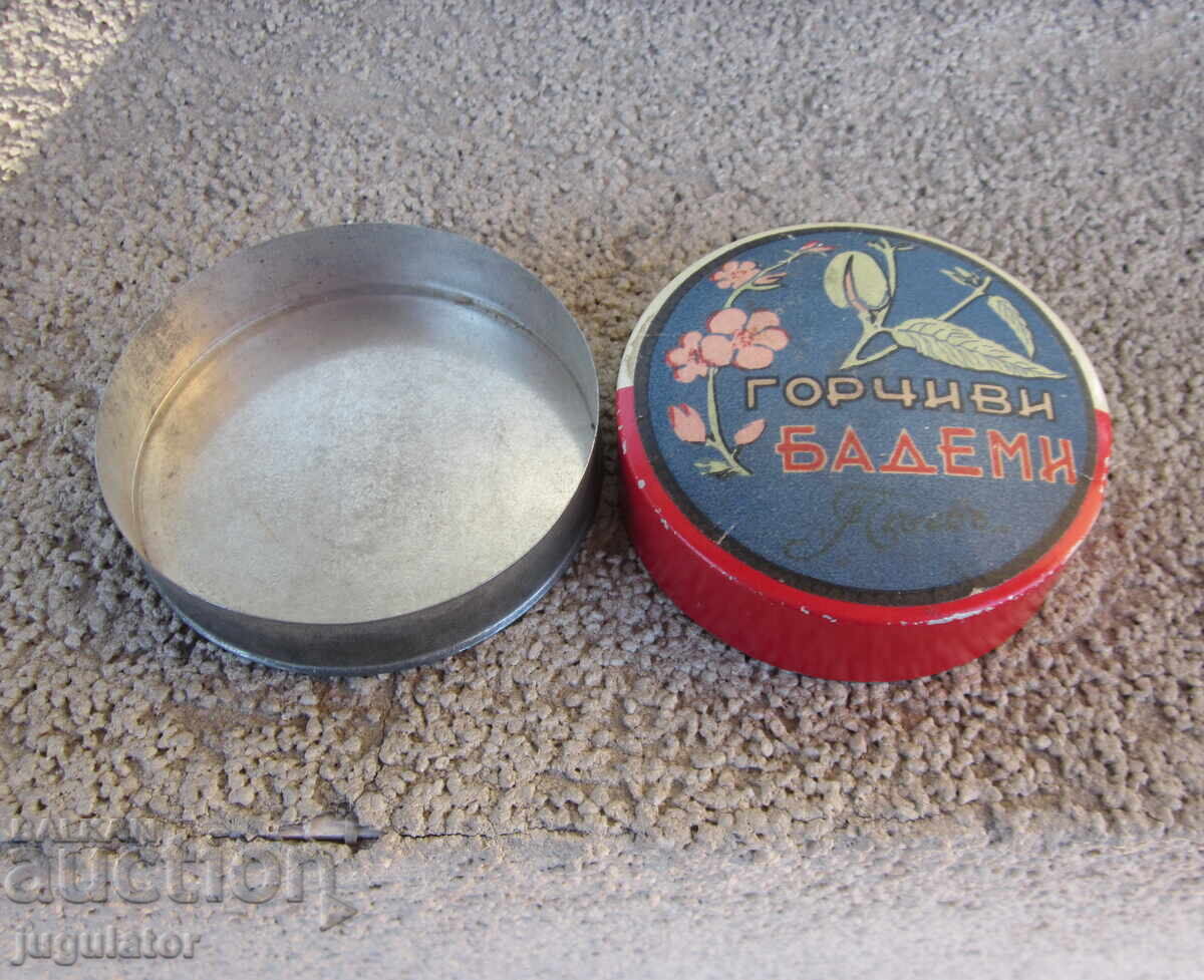 Kingdom of Bulgaria antique box of bitter almond cream Peev' - 5 Kingdom of Bulgaria antique box of bitter almond cream Peev' - 5