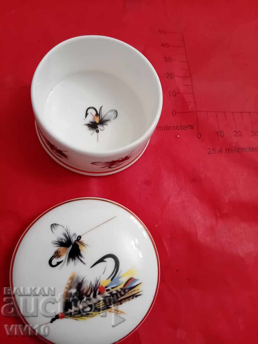 Δημοπρασία Αρχαίο πορσελάνινο κουτί κοσμημάτων