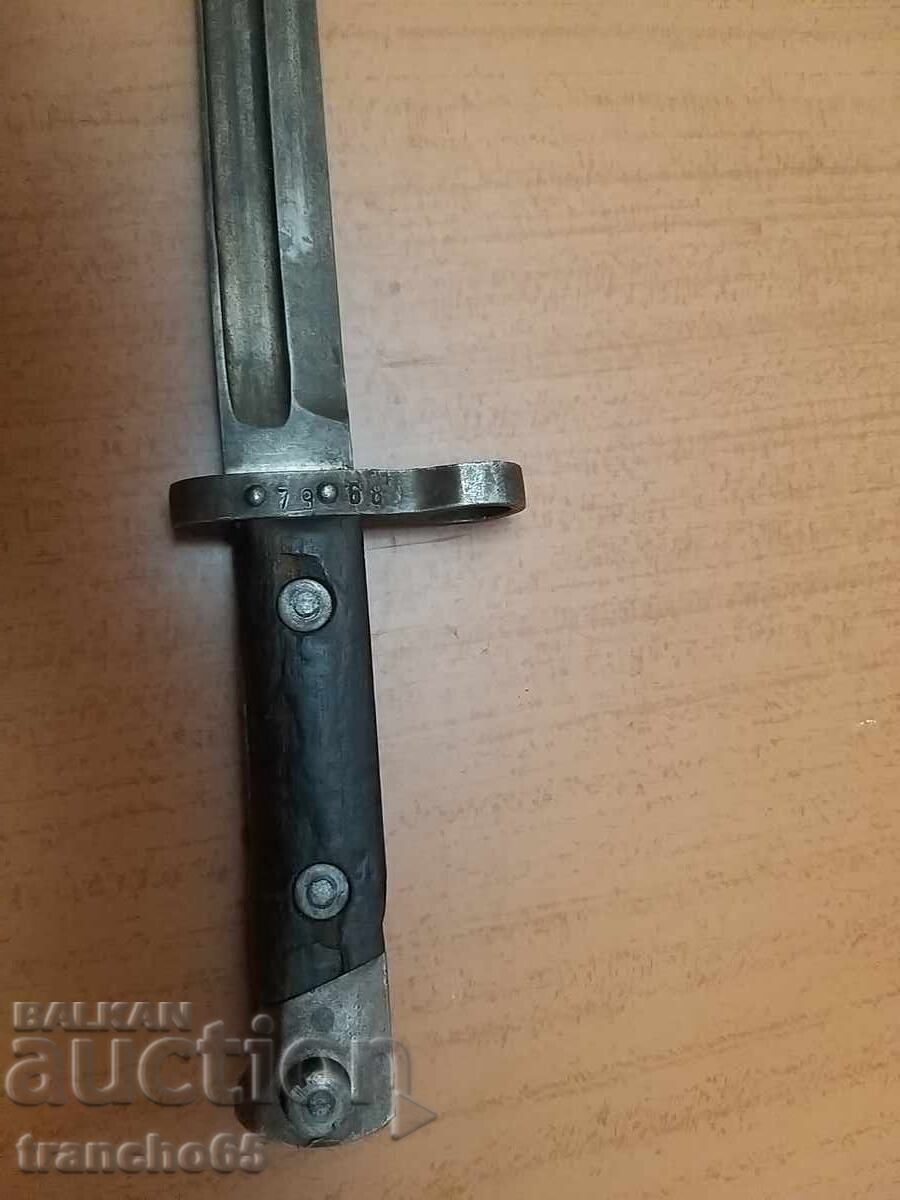 Licitație Baionetă pentru „Manlicher” M1895.
