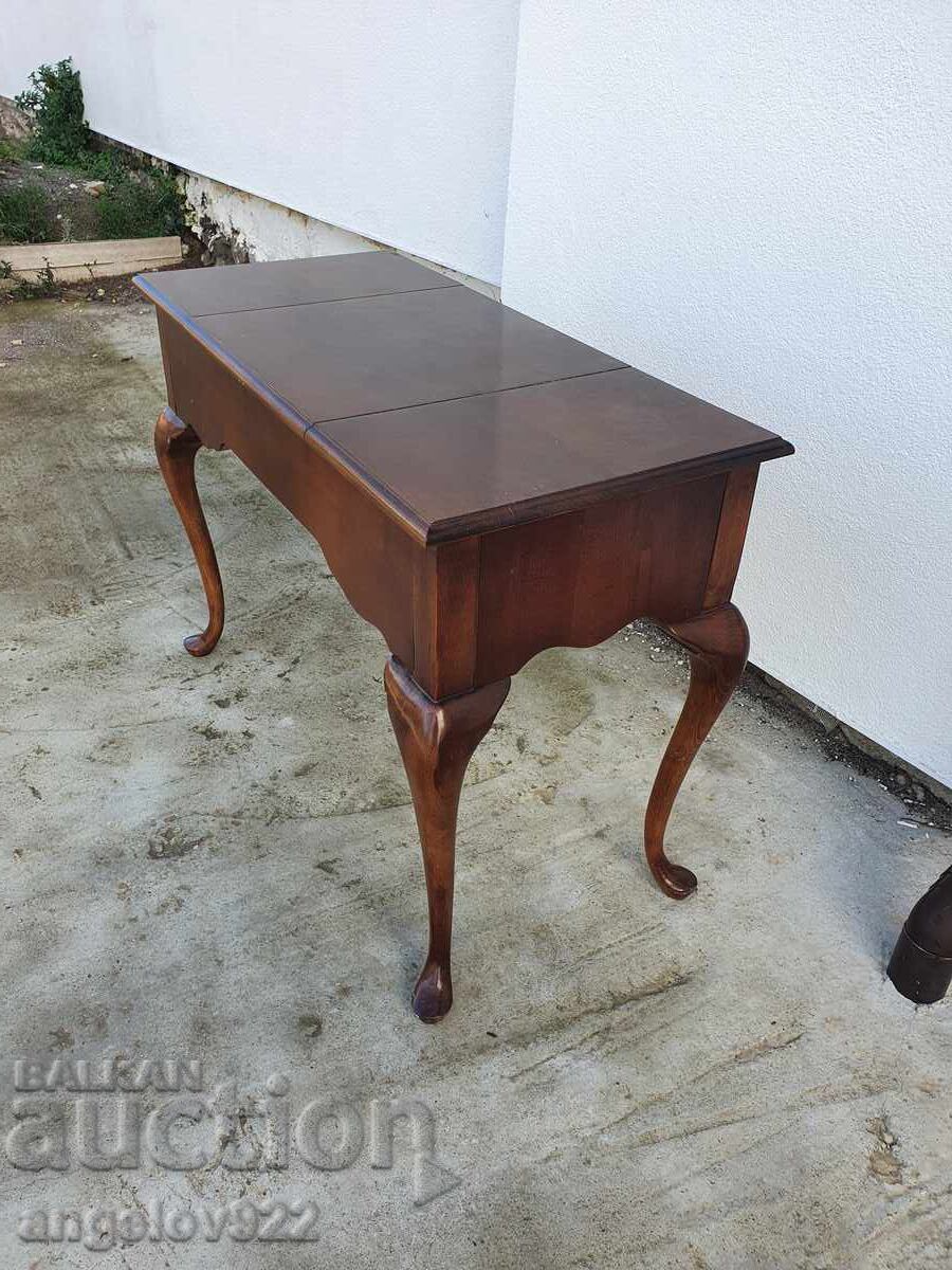 Livrarea Birou din lemn masiv vintage, frumos!!!