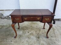 Красиво винтидж дървено бюро масив!!!