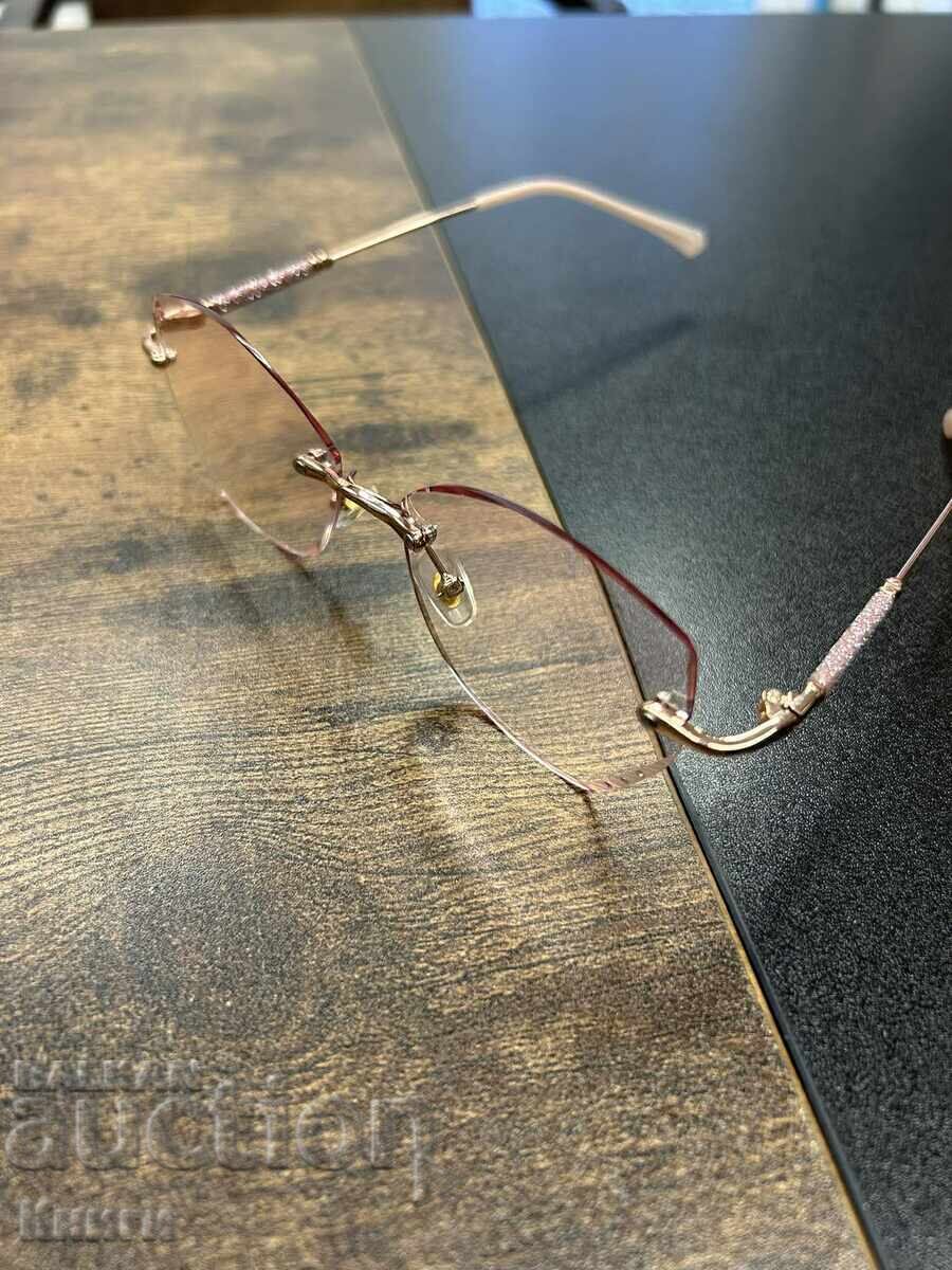 Δημοπρασία Γυναικεία γυαλιά οράσεως Δημοπρασία Γυναικεία γυαλιά οράσεως