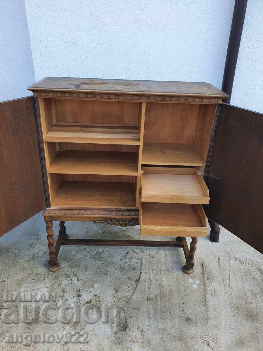 Аукцион Красив винтидж дървен скрин масив!!! Аукцион Красив винтидж дървен скрин масив!!!