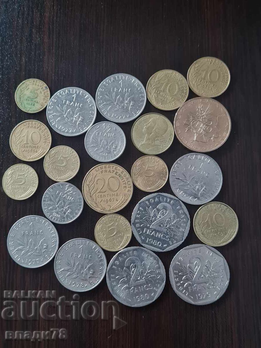 Livrarea O mulțime de monede Franța
