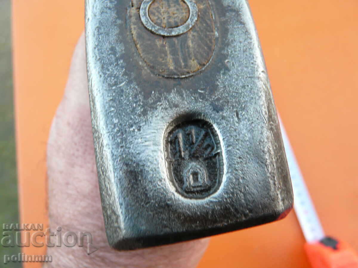 Аукцион Стар немски чук -  324