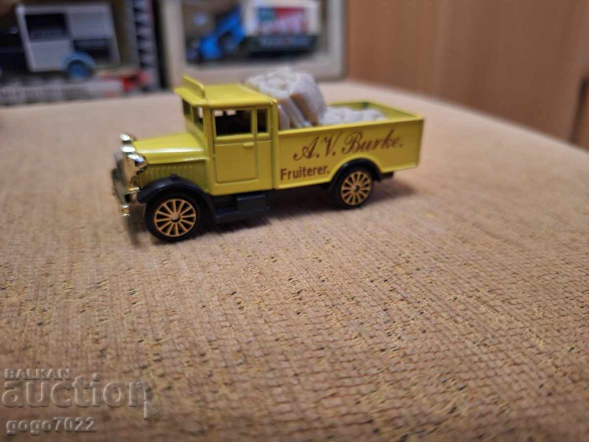 ,моделче на GORGI BRITAIN с цена 0.01 лв. | € 0.01 ,моделче на GORGI BRITAIN с цена 0.01 лв. | € 0.01