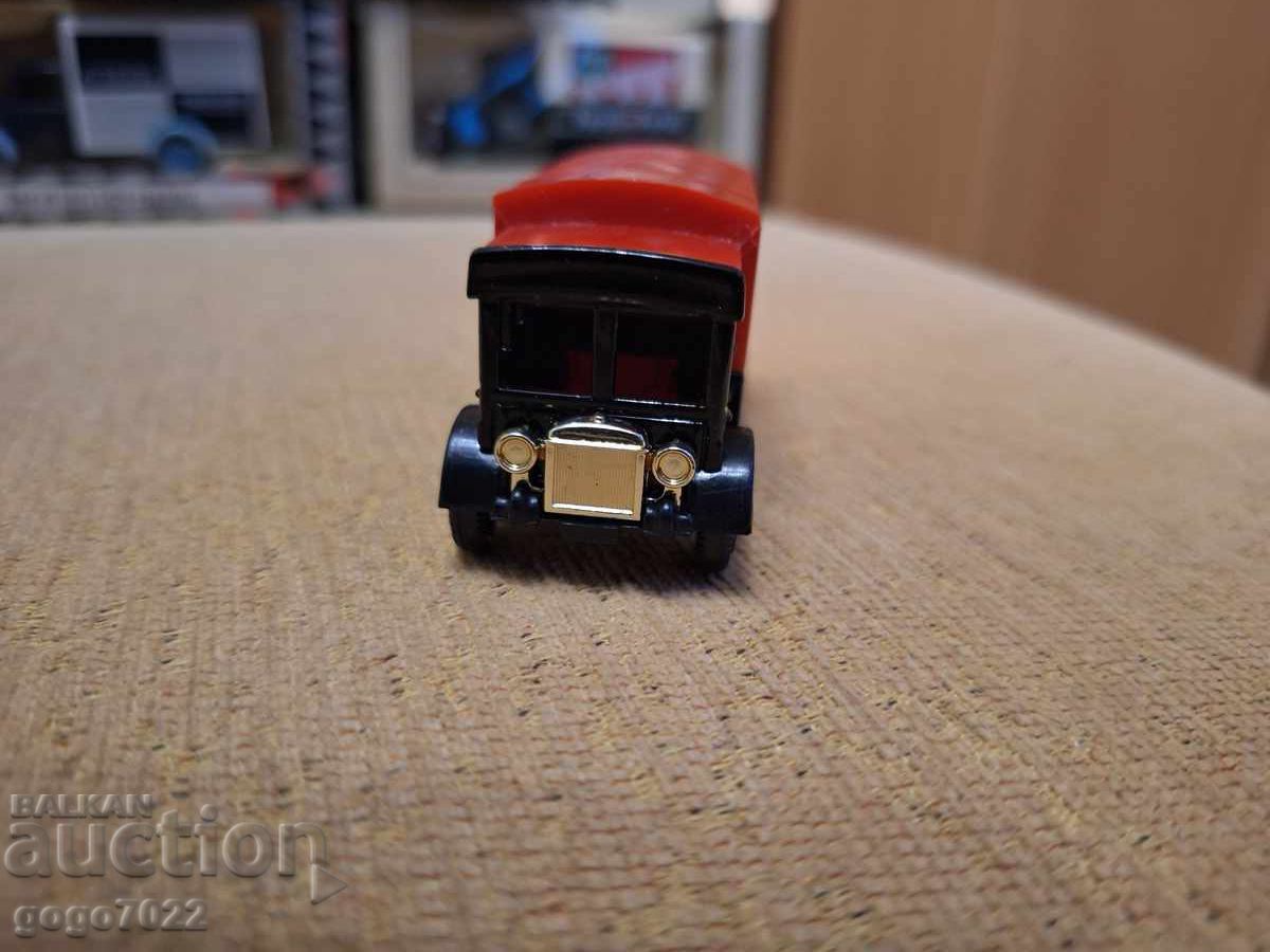 Доставка на Моделче на GORGI BRITAIN Доставка на Моделче на GORGI BRITAIN