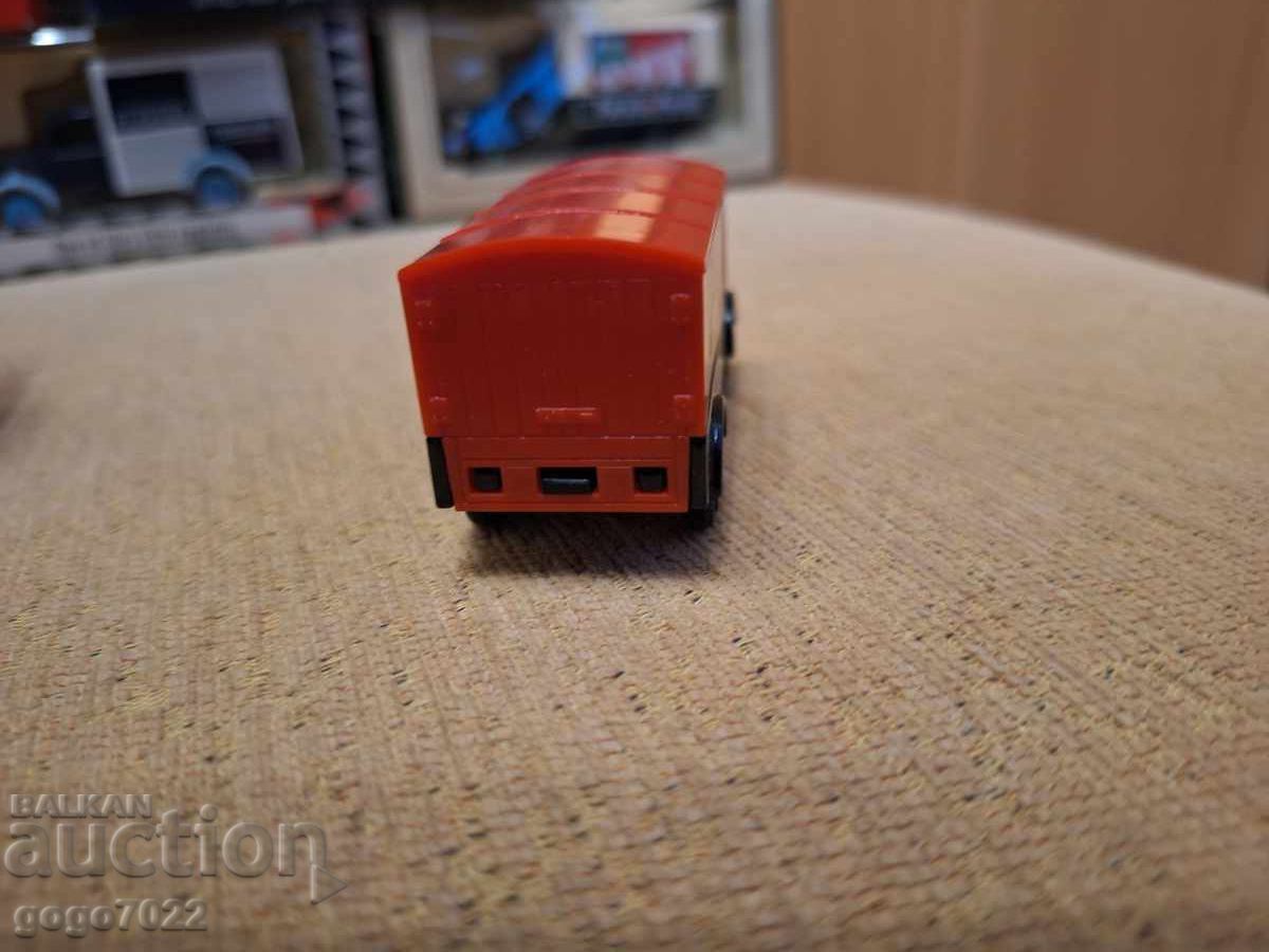 Моделче на GORGI BRITAIN - 5 Моделче на GORGI BRITAIN - 5