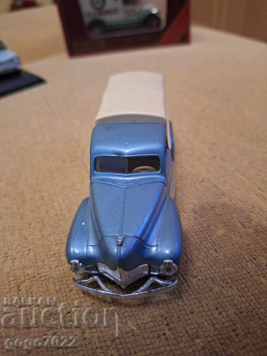 Livrarea SOLIDO FRANȚA 1/43 DODGE 1950
