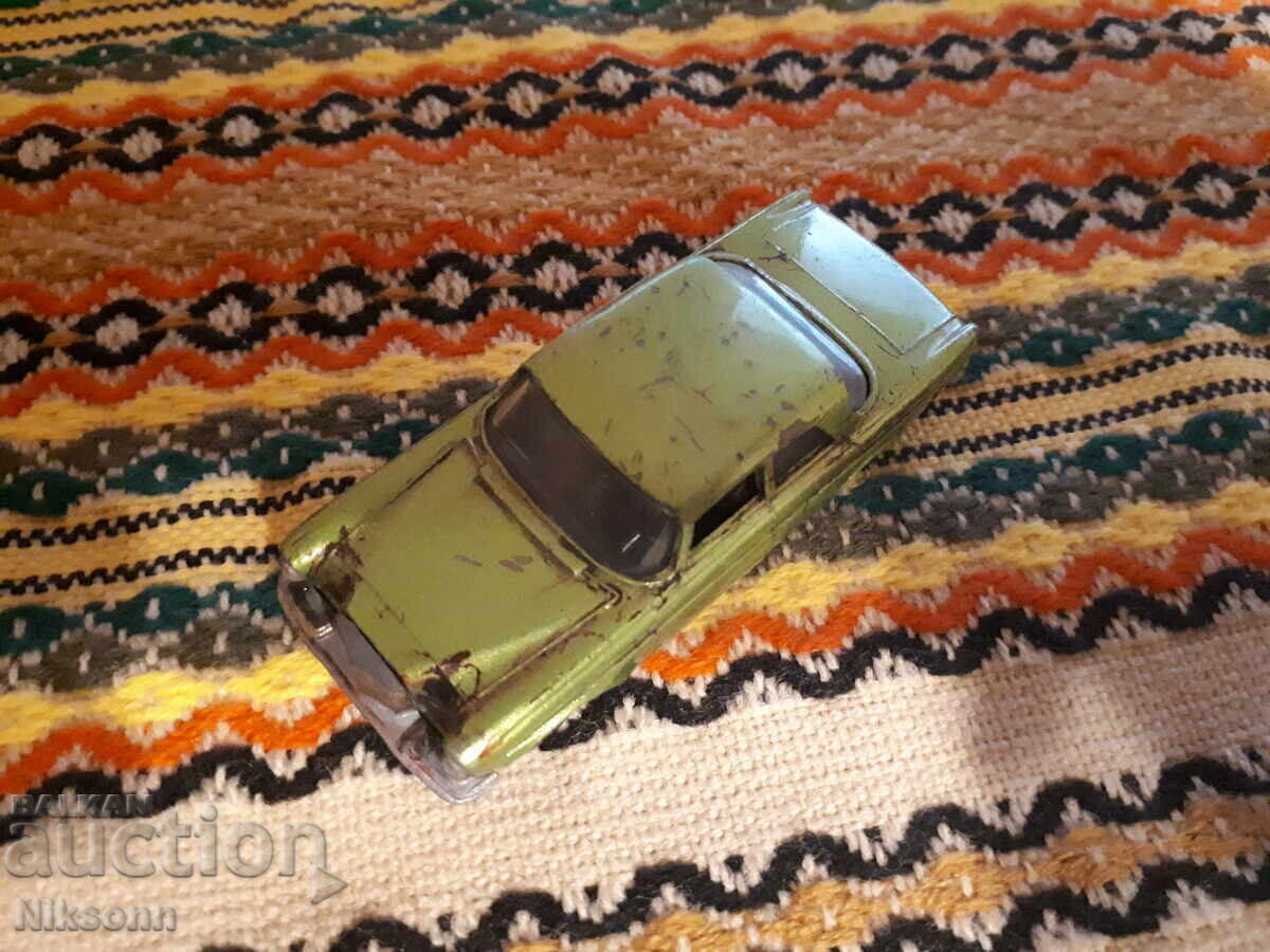 Matchbox Bulgaria Mercedes 300 SE cu preț 59.00 BGN | € 30.17