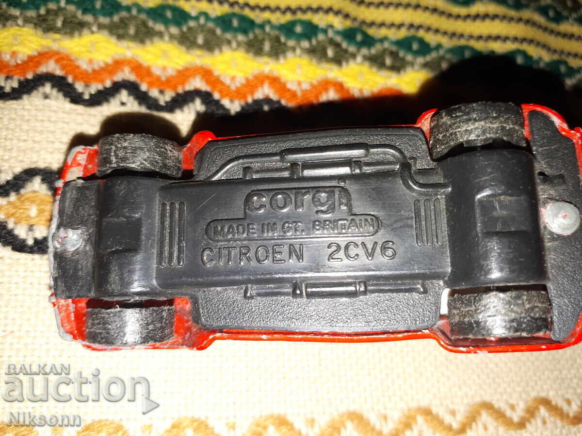 Delivery of Corgi Great Britain Citroen 2CV6