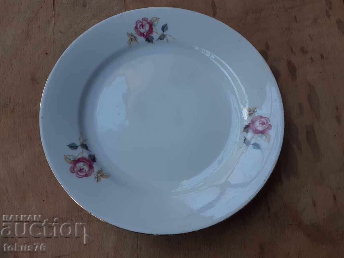 Български порцелан средна чиния