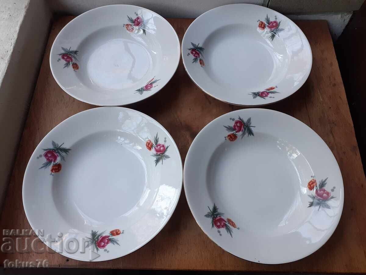 Български порцелан четири чинии