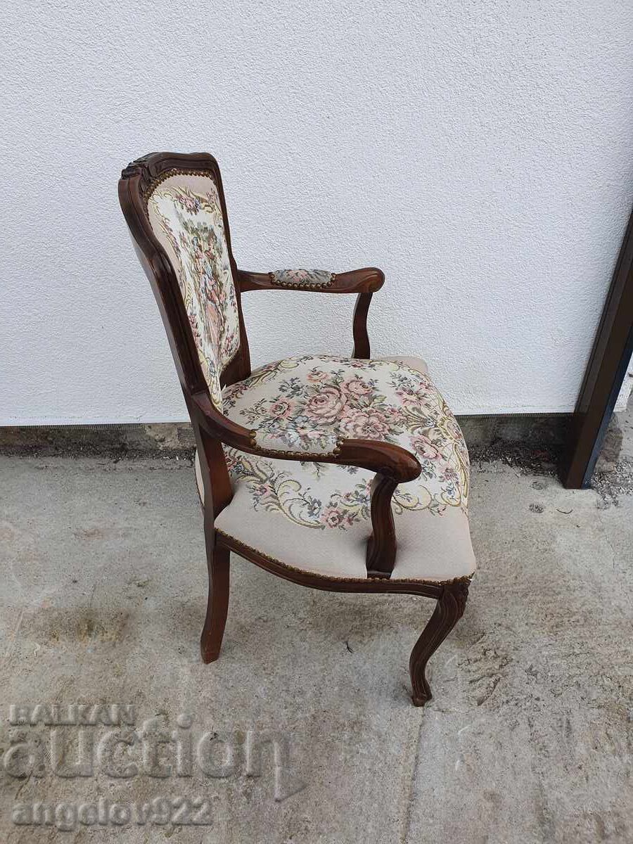 Beautiful vintage solid Romeo and Juliet chair! - 6 Beautiful vintage solid Romeo and Juliet chair! - 6