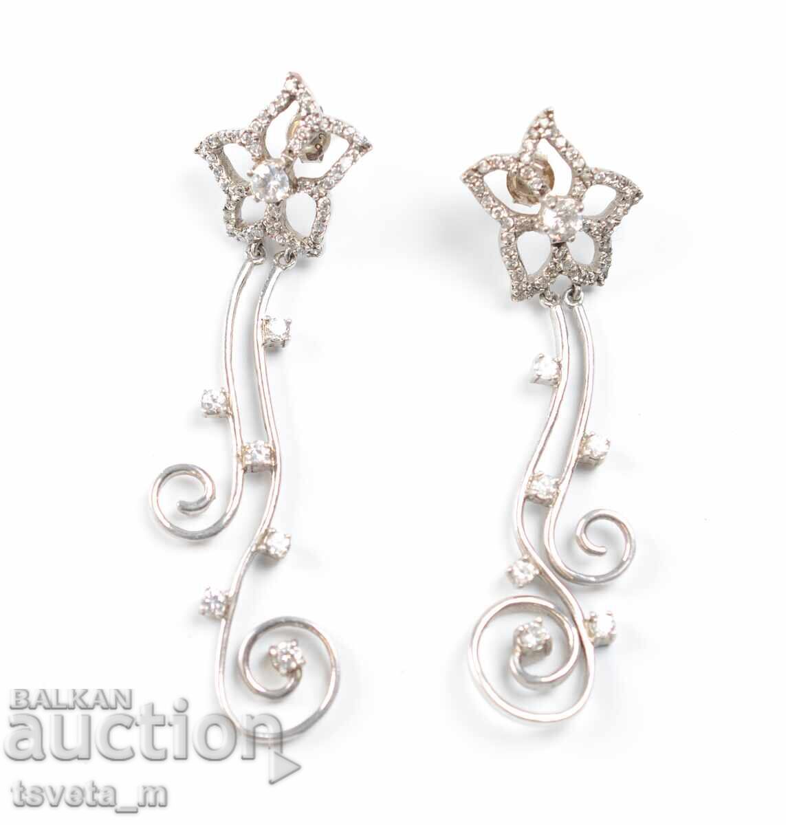 Silver long earrings with small stones Silver long earrings with small stones