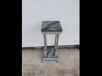 Όμορφο vintage βάθρο με μαρμάρινα ράφια!!!