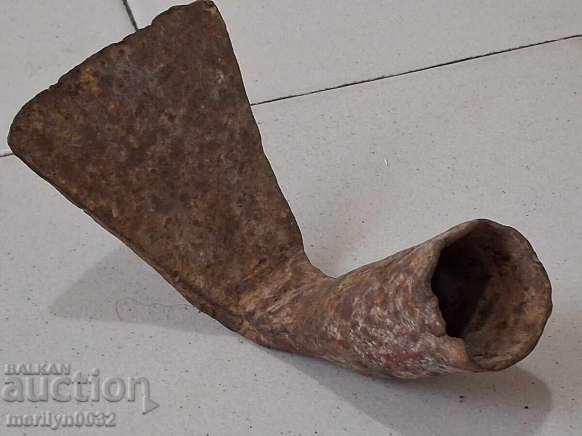 Δημοπρασία Παλιά σφυρήλατη σιδερένια ξύστρα