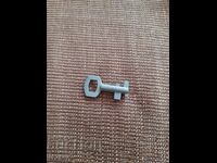 Cheie veche de metal