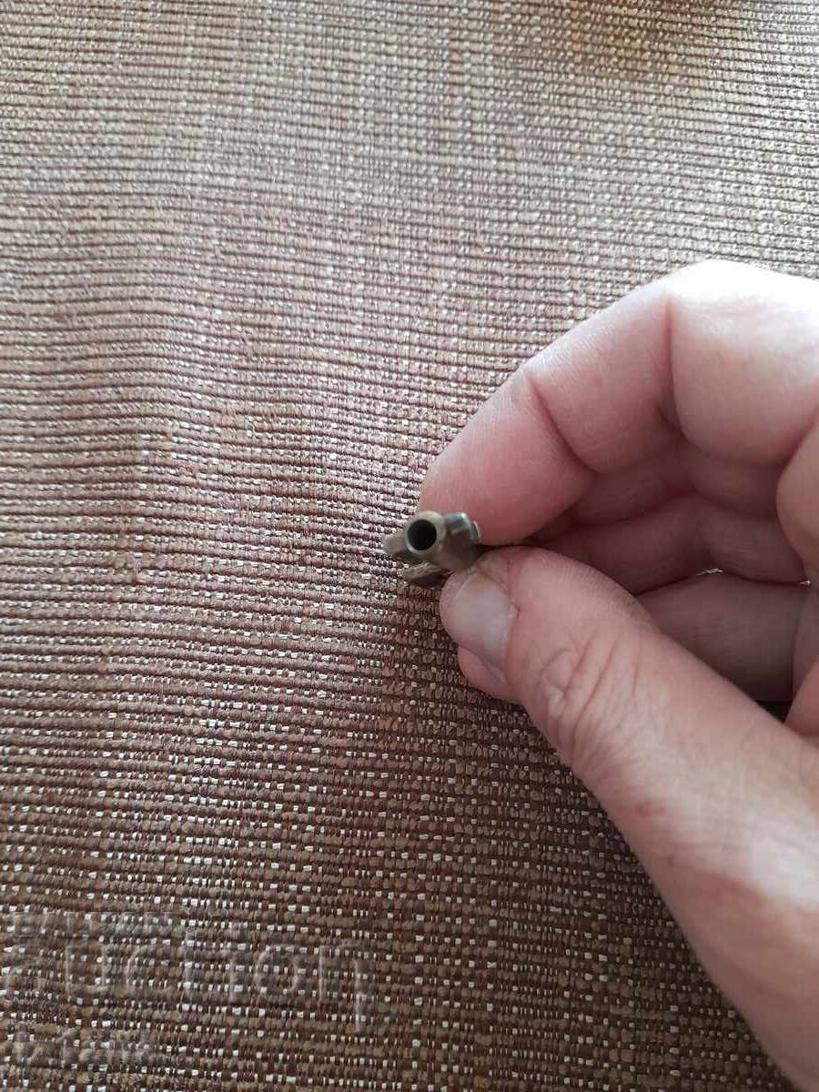 Доставка на Стар метален ключ Доставка на Стар метален ключ