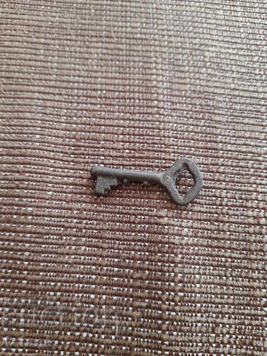 Δημοπρασία Παλιό μεταλλικό κλειδί Δημοπρασία Παλιό μεταλλικό κλειδί