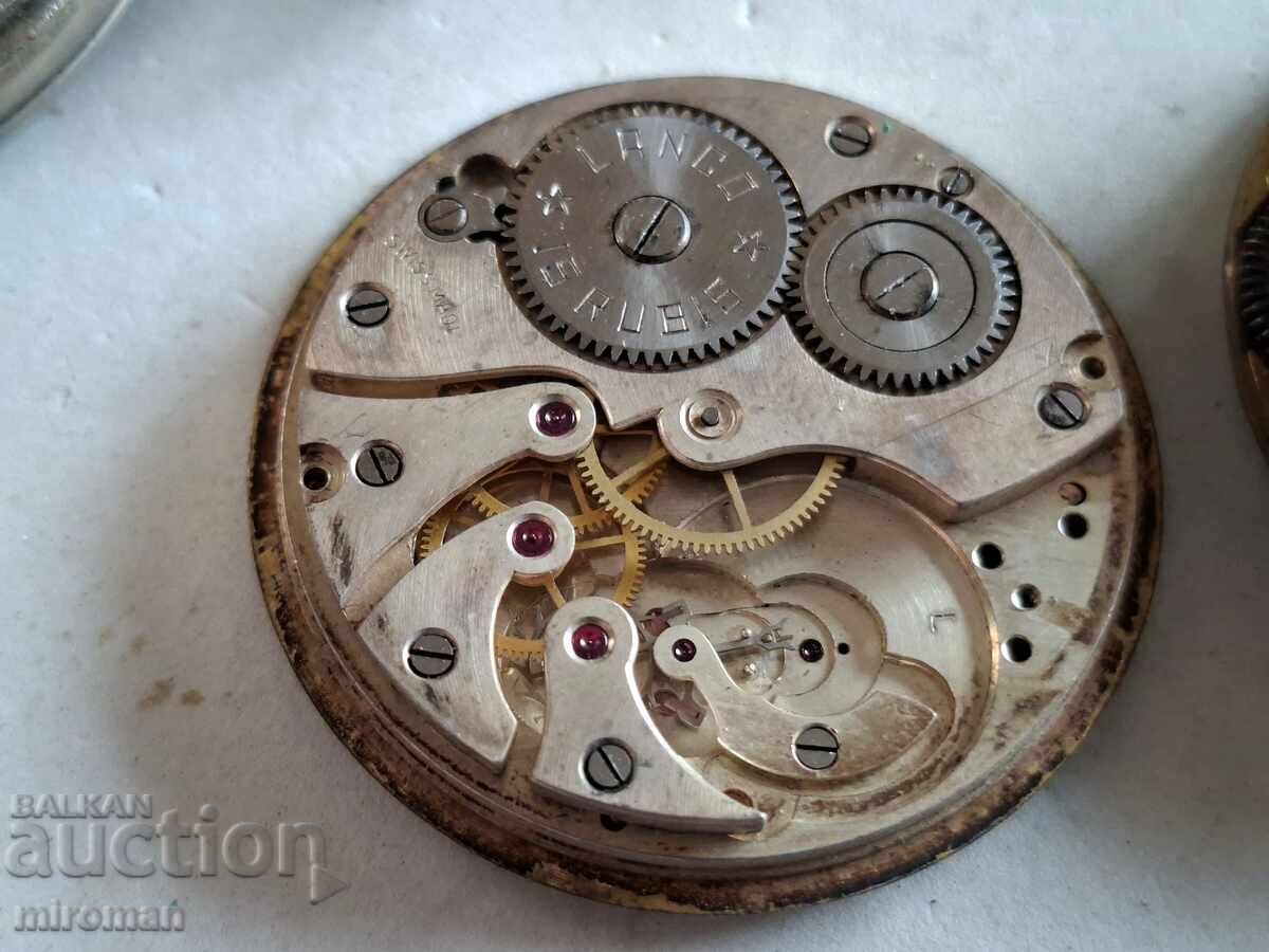 Delivery of I am selling a lot of mechanisms and parts for pocket watches