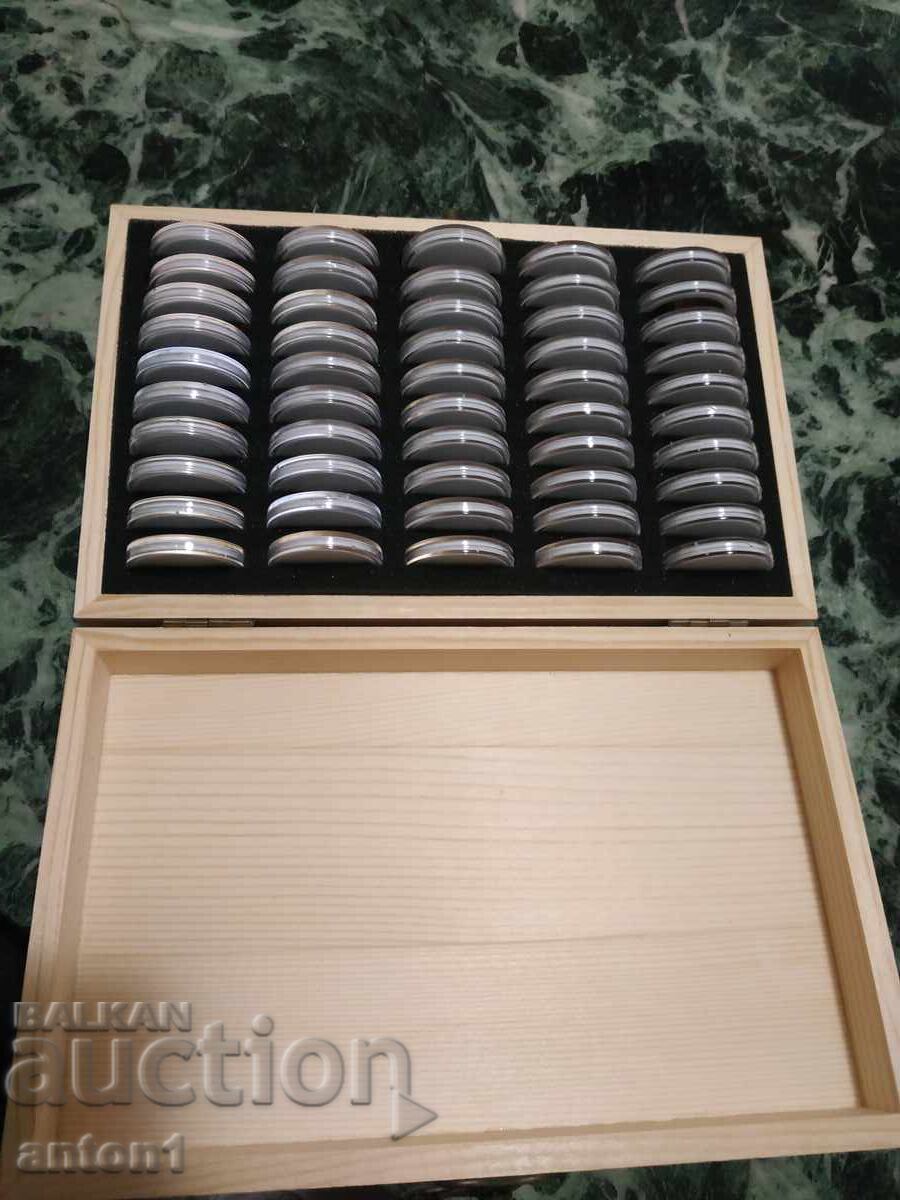 Παράδοση Κουτί για συλλέκτες νομισμάτων Παράδοση Κουτί για συλλέκτες νομισμάτων