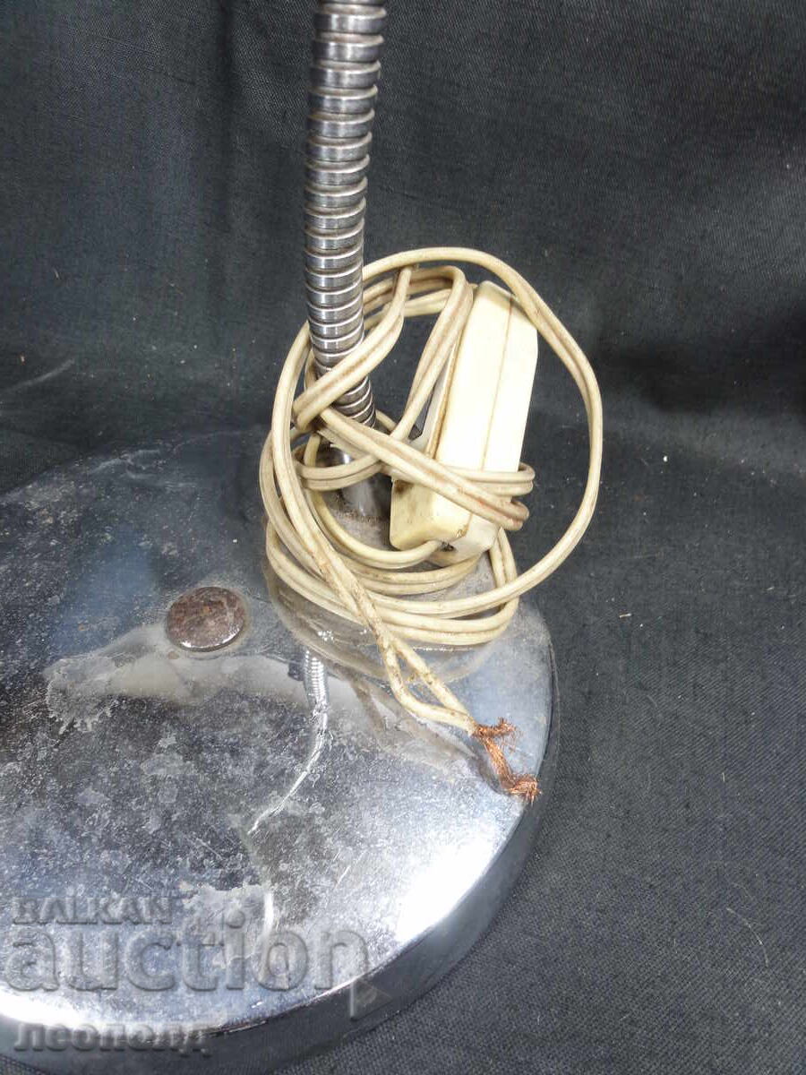 Licitație Lampa de lucru de masă retro socială BZTC STARA Licitație Lampa de lucru de masă retro socială BZTC STARA