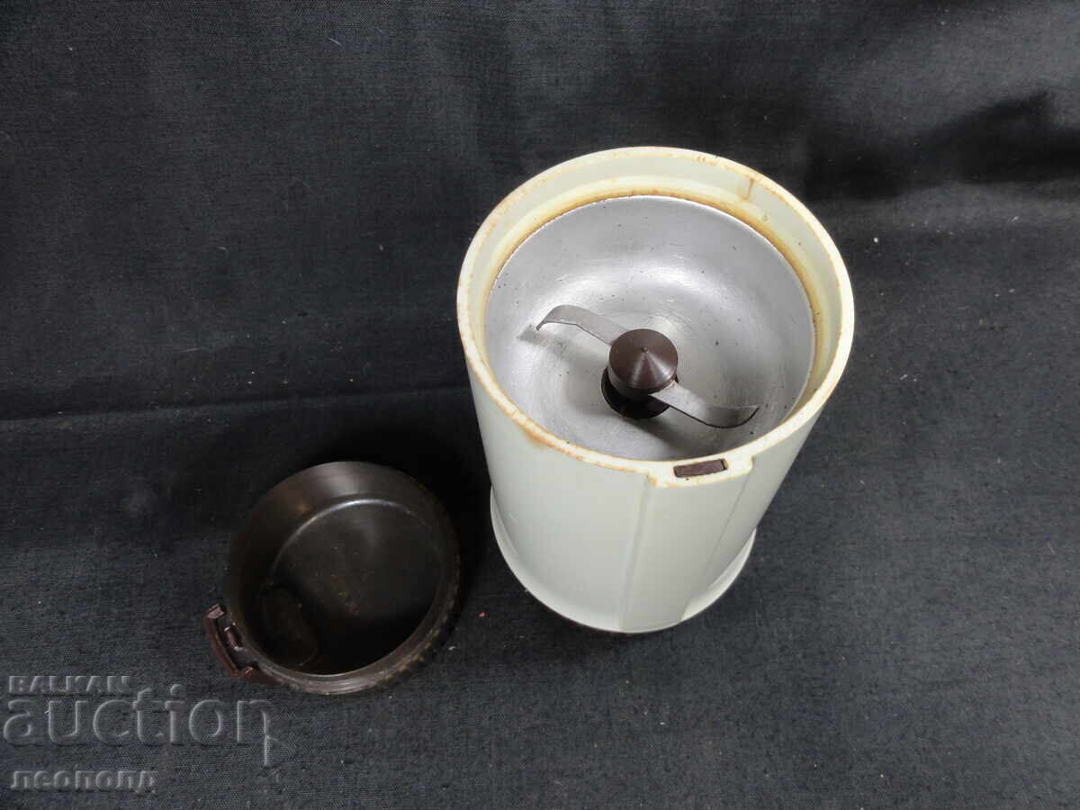 Auction  Old Retro GDR Electric Coffee Grinder