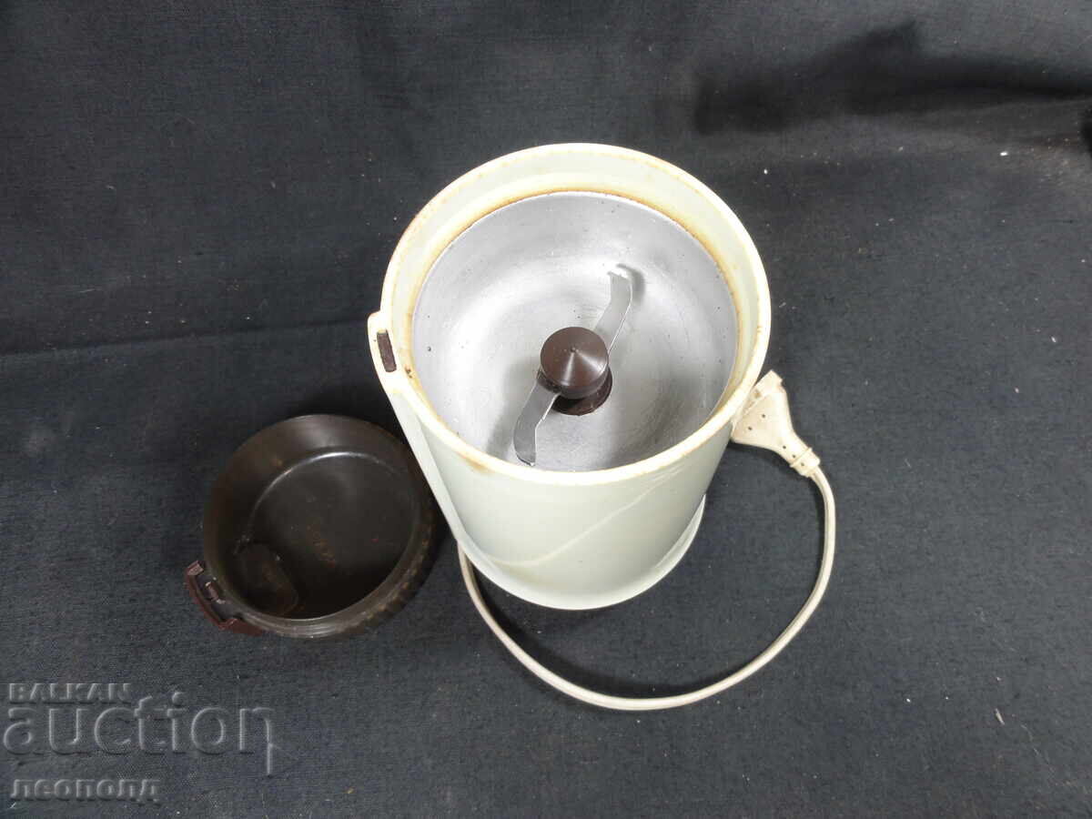 Old Retro GDR Electric Coffee Grinder - 7