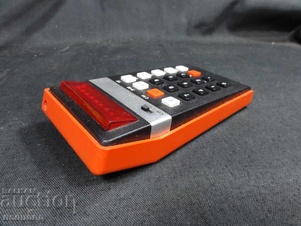 Livrarea BZTS STARA RETRO SOTS NRB EL CALCULATOR ELKA 130M