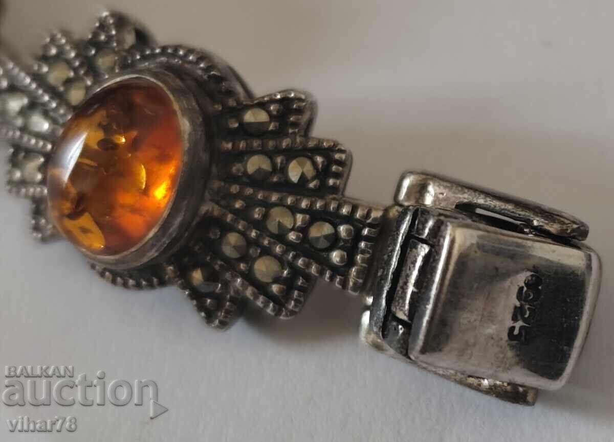 Παράδοση Μασίφ βίντατζ ασημένιο βραχιόλι με κεχριμπάρι