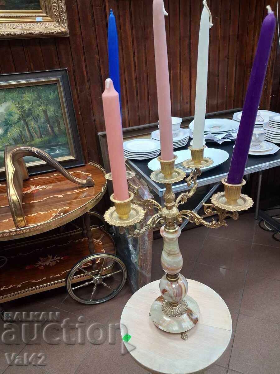 Петсвещник от бронз и оникс с цена 5.50 лв. | € 2.81