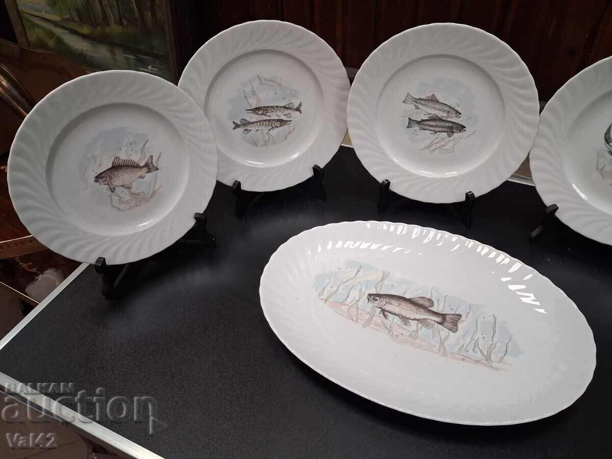 Аукцион Комплект порцеланови чинии REGINA – риби, 7 части Аукцион Комплект порцеланови чинии REGINA – риби, 7 части