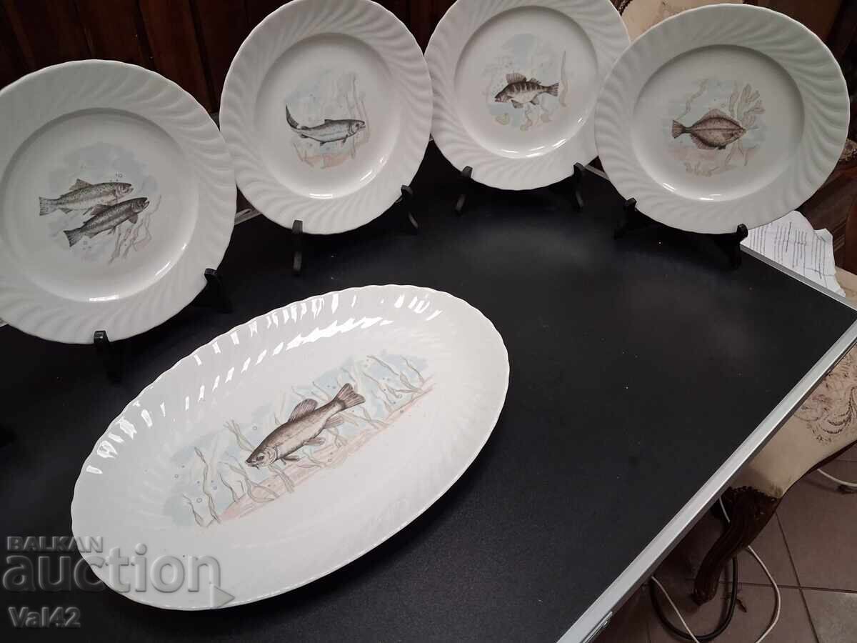 Доставка на Комплект порцеланови чинии REGINA – риби, 7 части Доставка на Комплект порцеланови чинии REGINA – риби, 7 части
