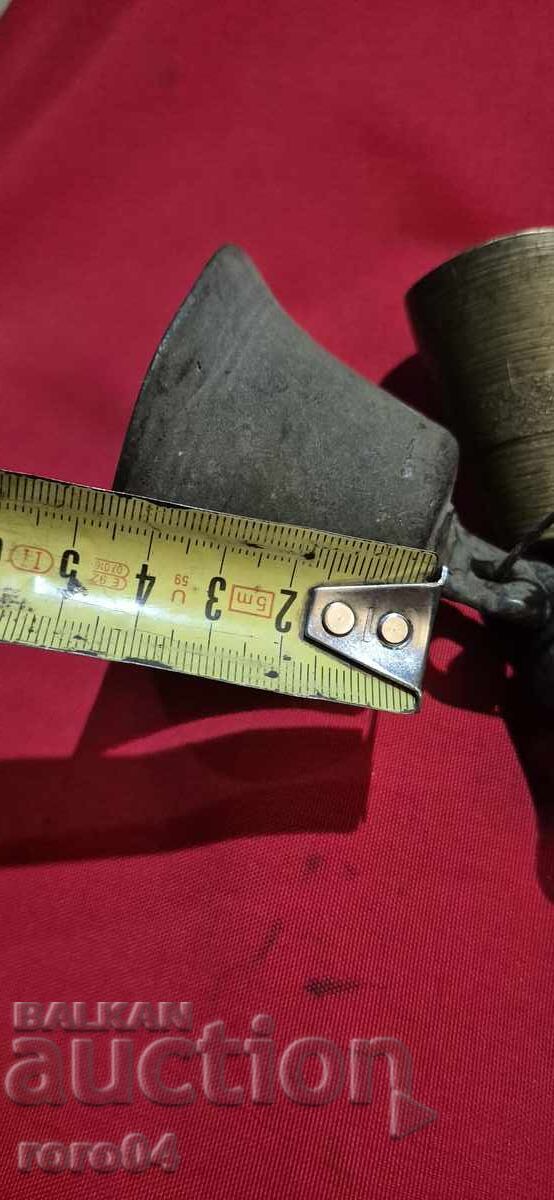 Delivery of TANKS - COTTONS - BELLS - CHIMES Delivery of TANKS - COTTONS - BELLS - CHIMES