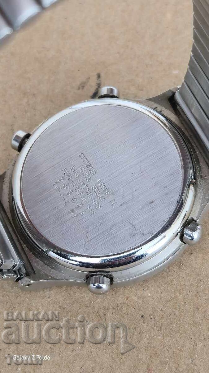 Доставка на CITIZEN CHRONOGRAPH QUARTZ JAPAN РЯДЪК НЕ ЗНАМ ДАЛИ РАБОТИ