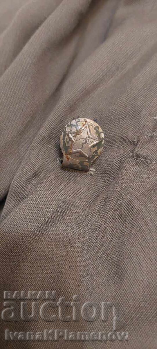 Στρατιωτικό μπουφάν και επωμίδες για συλλέκτες - 5