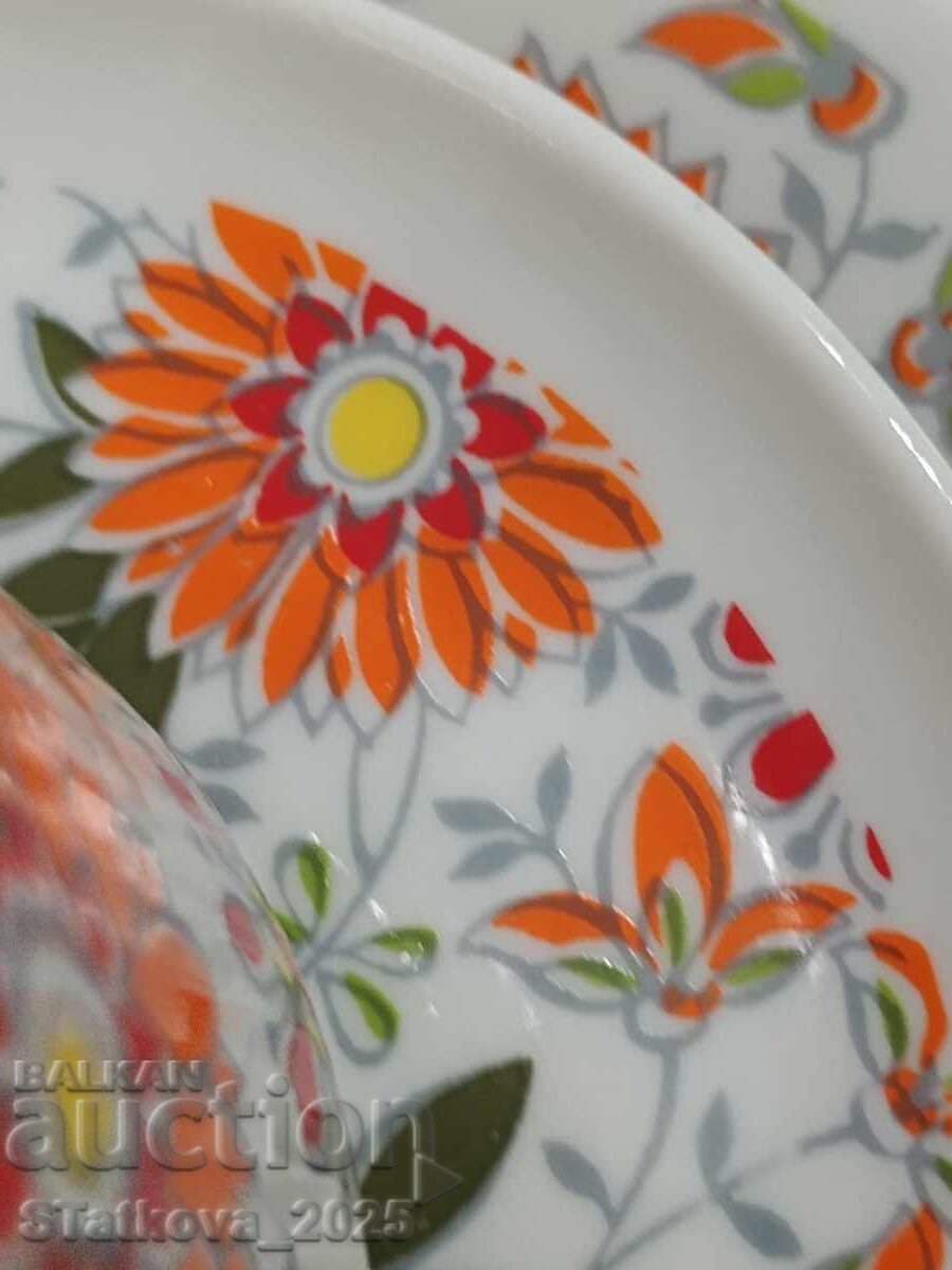 Livrarea Serviciu de porțelan vintage "Orange Flower"
