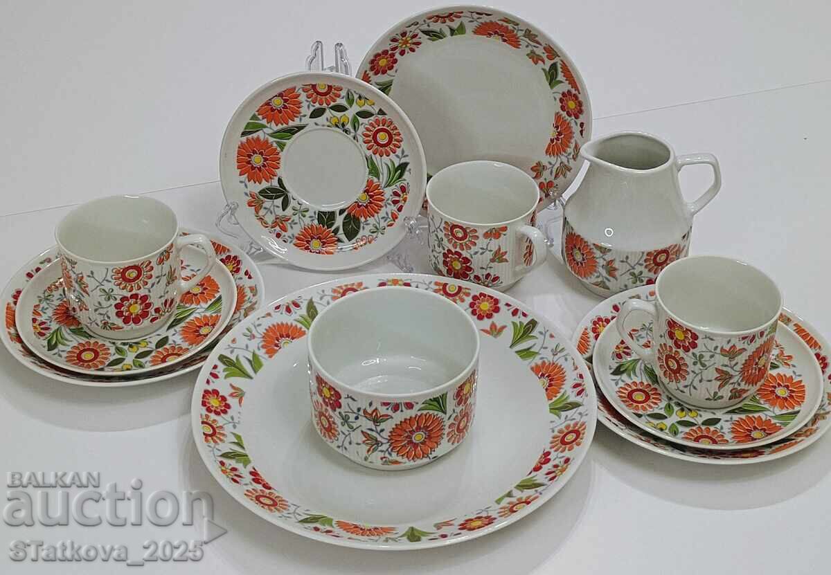 Serviciu de porțelan vintage "Orange Flower"