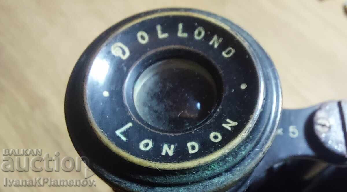 Delivery of Vintage binoculars for collectors