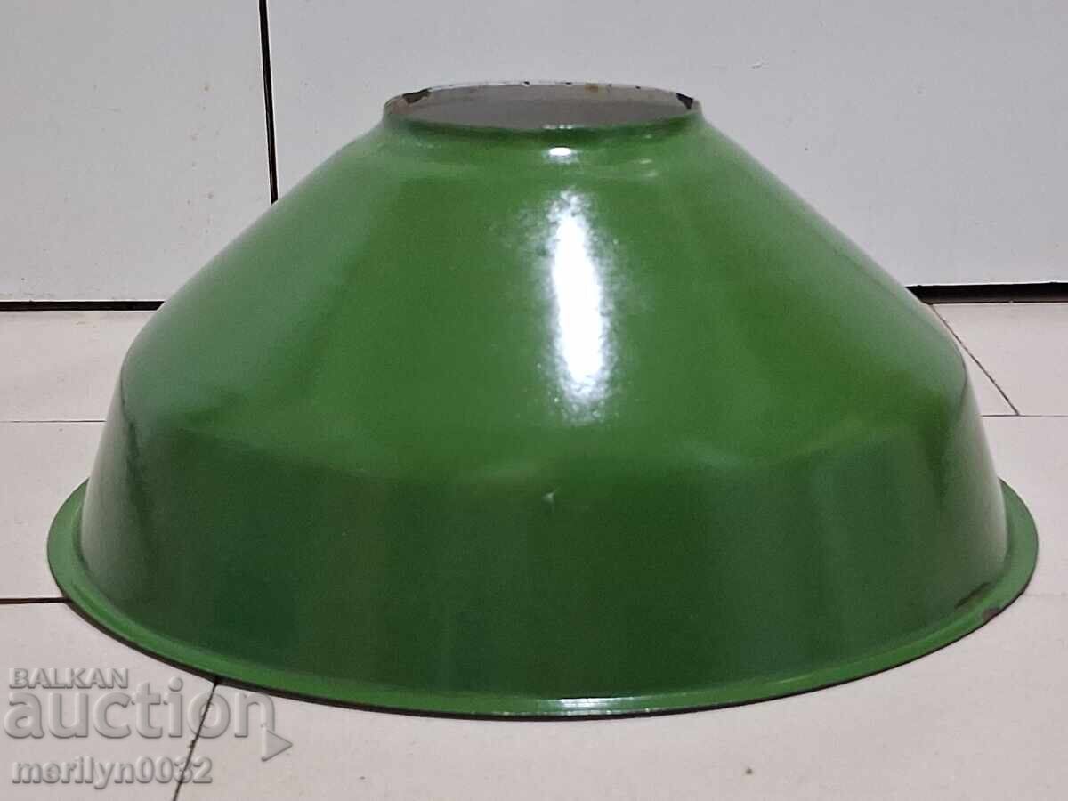 Reflector emailat dublu, lampă email, anii '60-'70 cu preț 49.00 BGN | € 25.05 Reflector emailat dublu, lampă email, anii '60-'70 cu preț 49.00 BGN | € 25.05