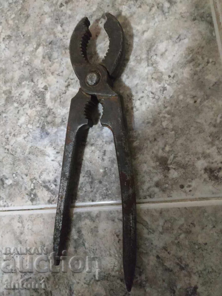 Δημοπρασία Επαγγελματικές σφυρήλατες πένσες Δημοπρασία Επαγγελματικές σφυρήλατες πένσες