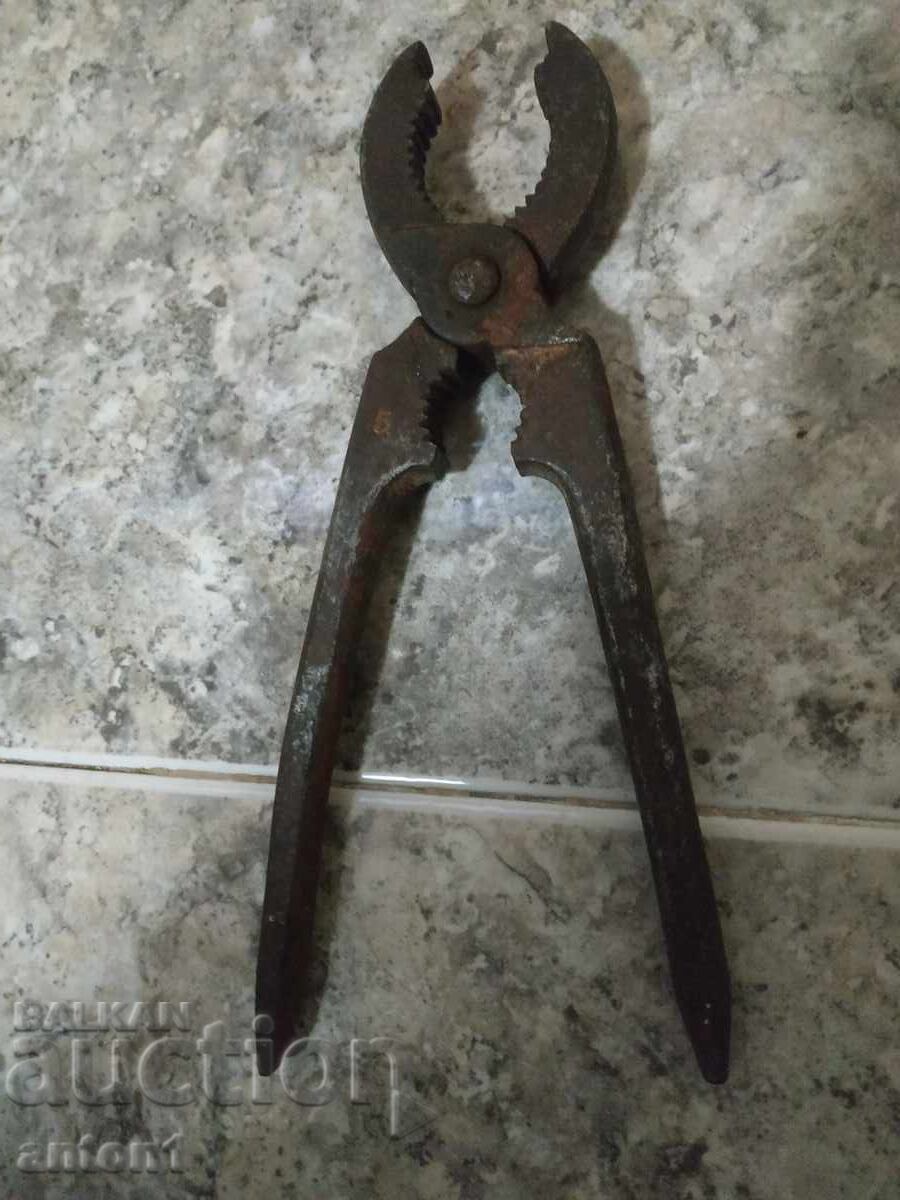 Παράδοση Επαγγελματικές σφυρήλατες πένσες Παράδοση Επαγγελματικές σφυρήλατες πένσες