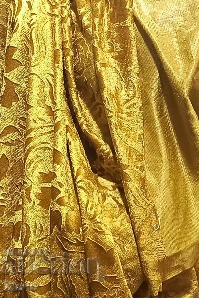 Δημοπρασία ΠΑΛΙΟ ΜΑΝΤΕΜΕΝΙΟ ΚΟΡΝΙΖΙ 1930-40ε. ΚΑΙ ΚΟΥΡΤΙΝΑ