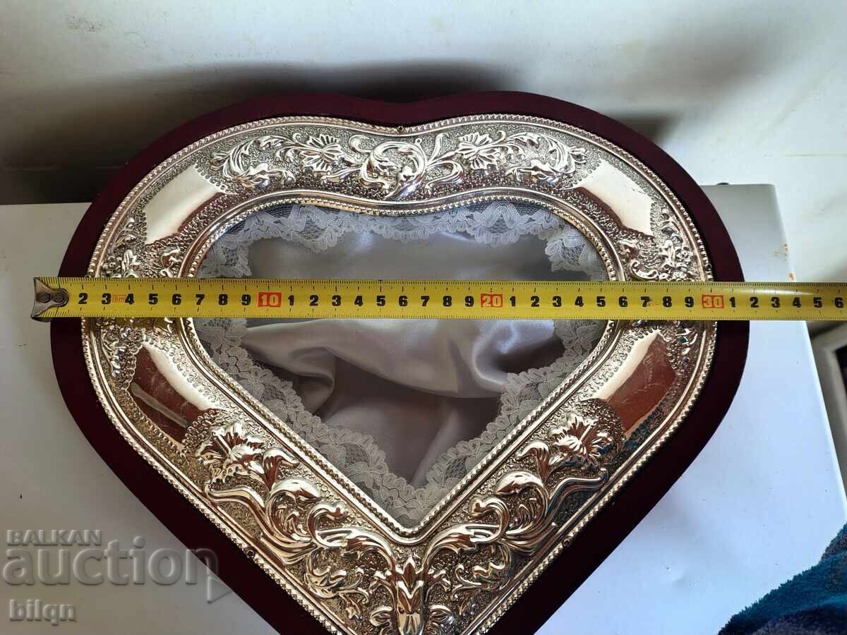 Страхотна Голяма Кутия Със Посребряване Сърце - 6